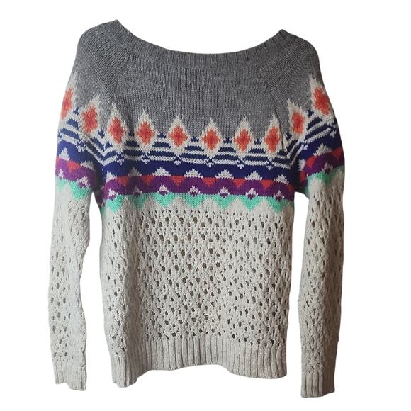 American Eagle Open Knit Gray Patterned Sweater, Large - Picture 3 of 4